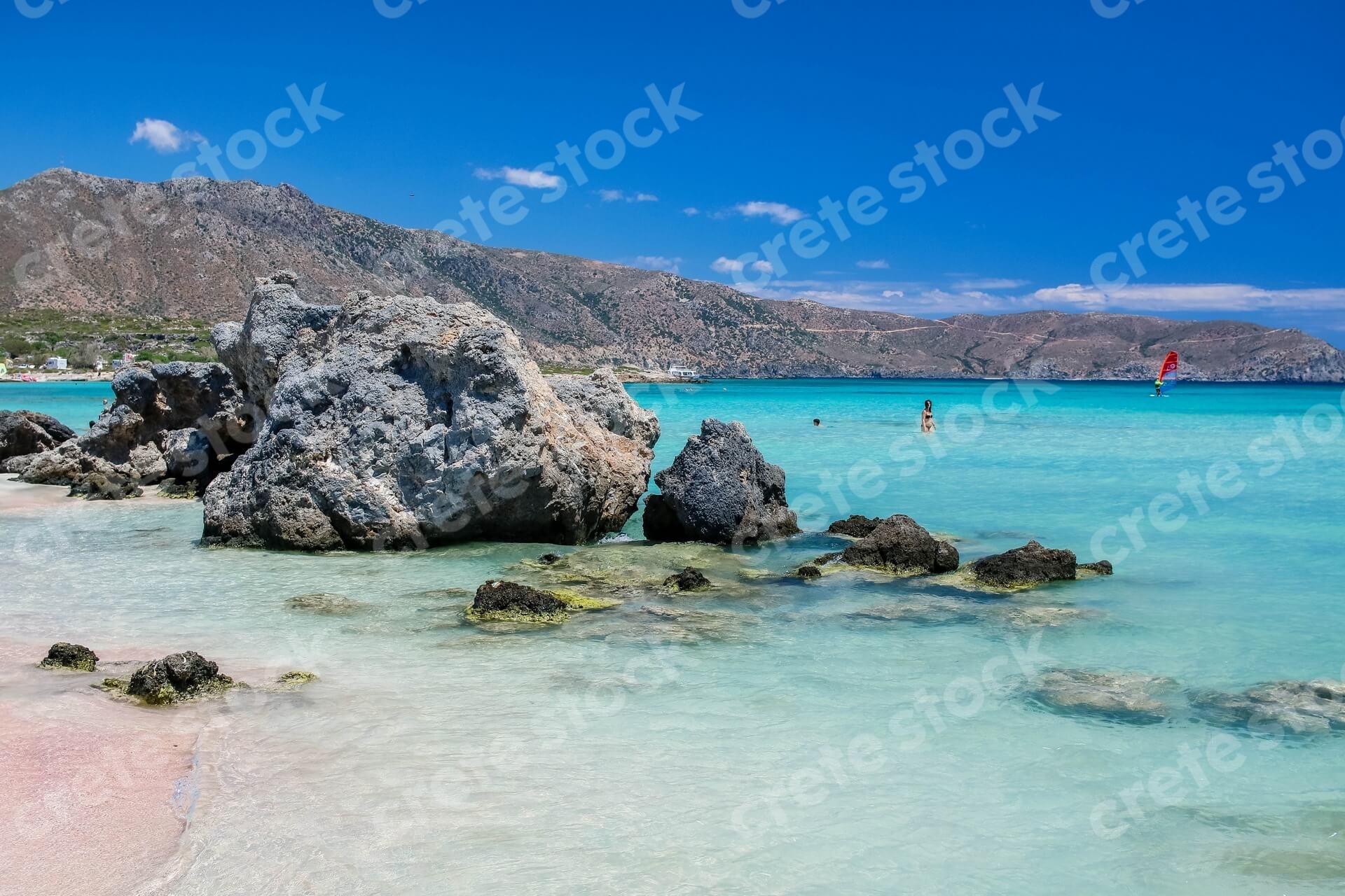 elafonisi-pink-beach-in-chania
