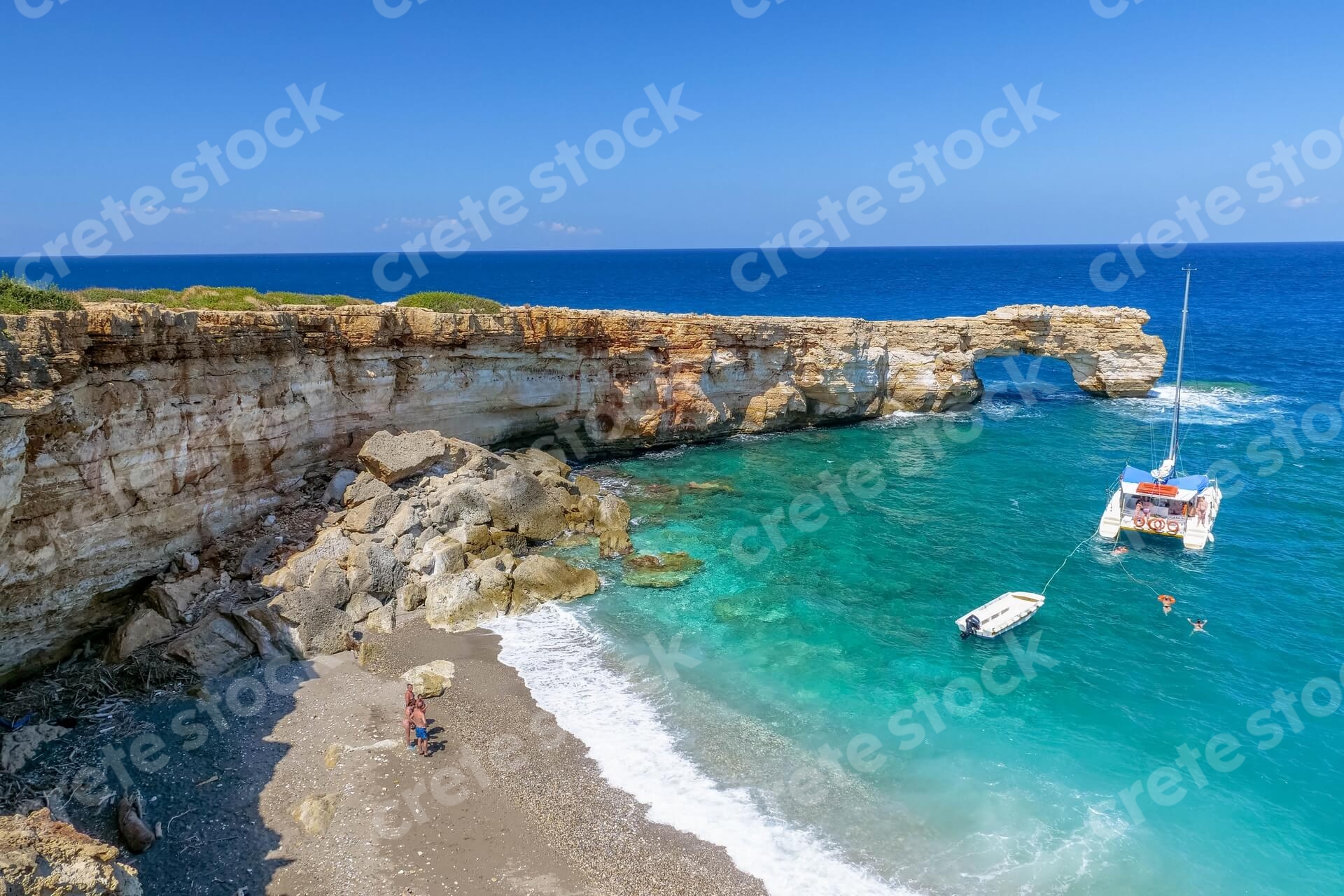 kamara-beach-in-rethymno
