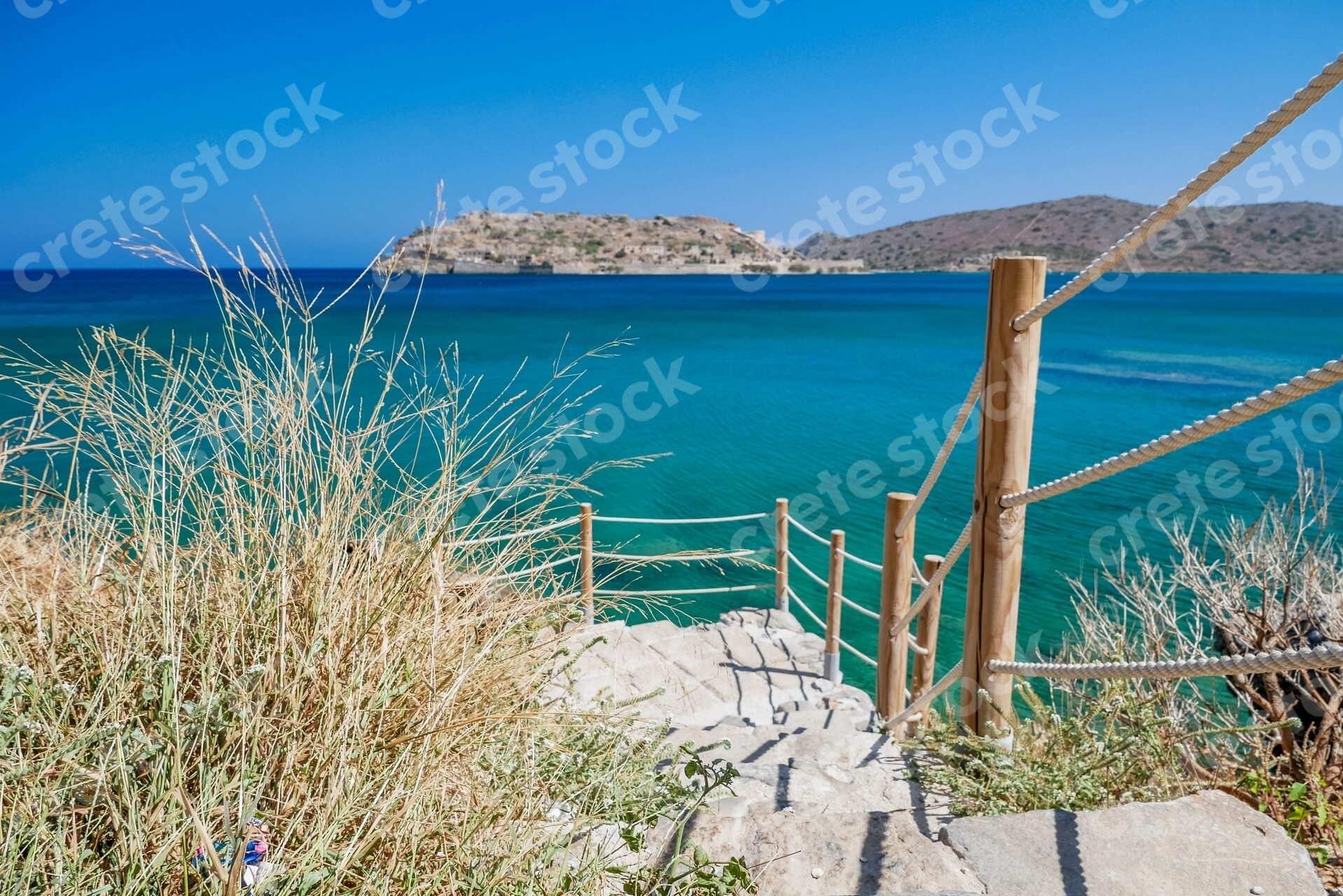 plaka-village-and-spinalonga-island-in-agios-nikolaos-lasithi